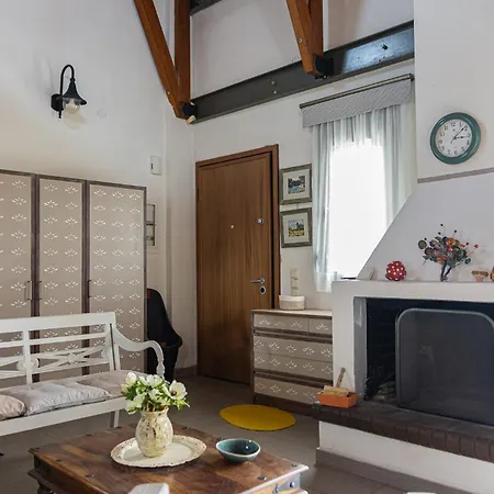 Cozy με σοφίτα και θέα! * Patras